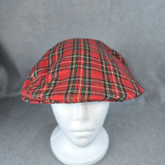 Red Plaid Flat Cap This Vintage cabby Hat Size S/M Stand out from the rest. - Picture 3 of 9